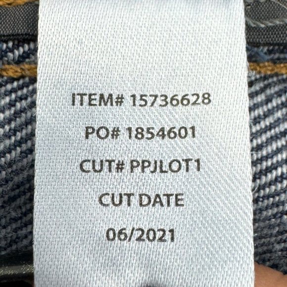 Torrid Denim Trucker Jacket Vintage Tencel Women +3 Medium Wash Blue - Picture 11 of 12